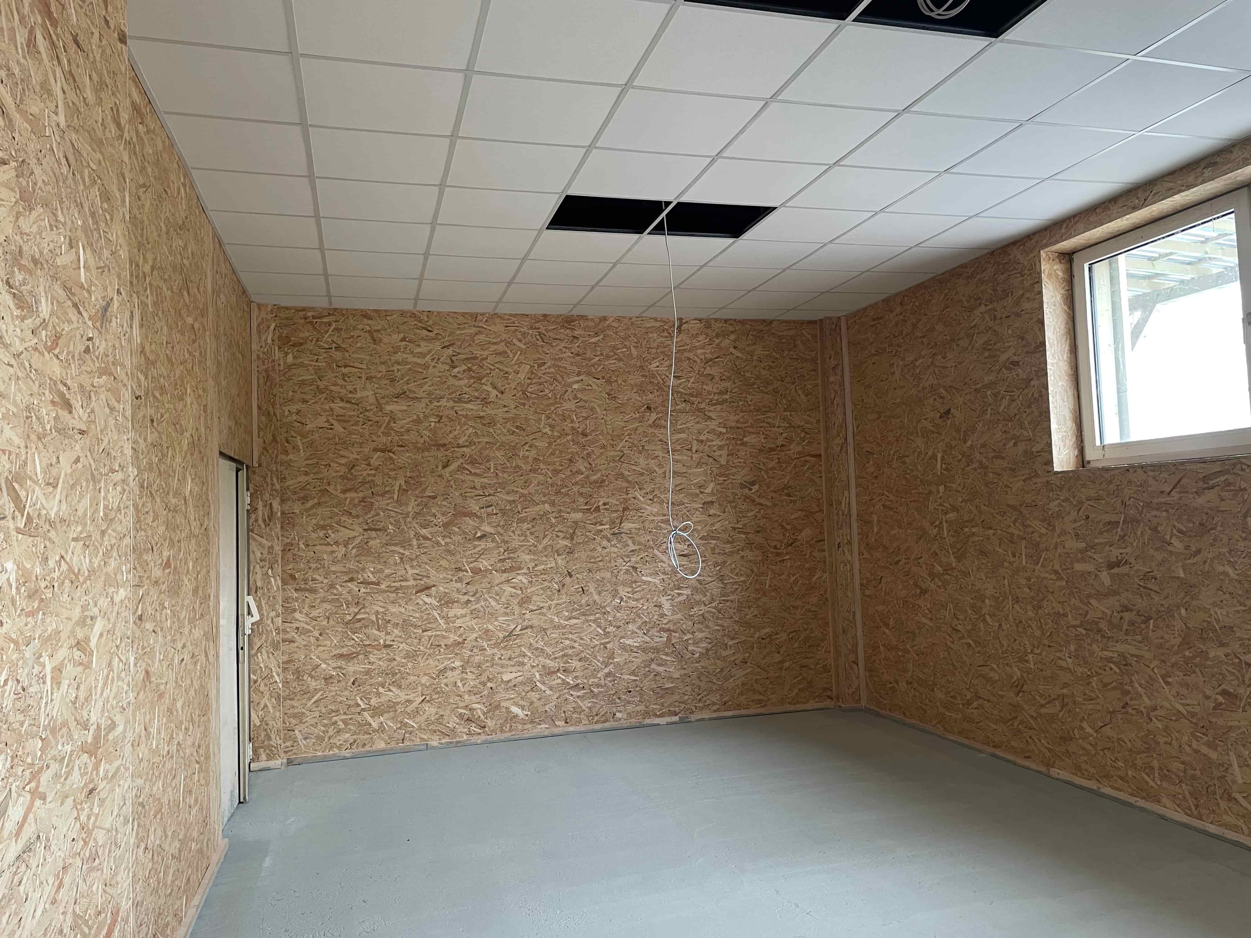 Falburkolat referencia